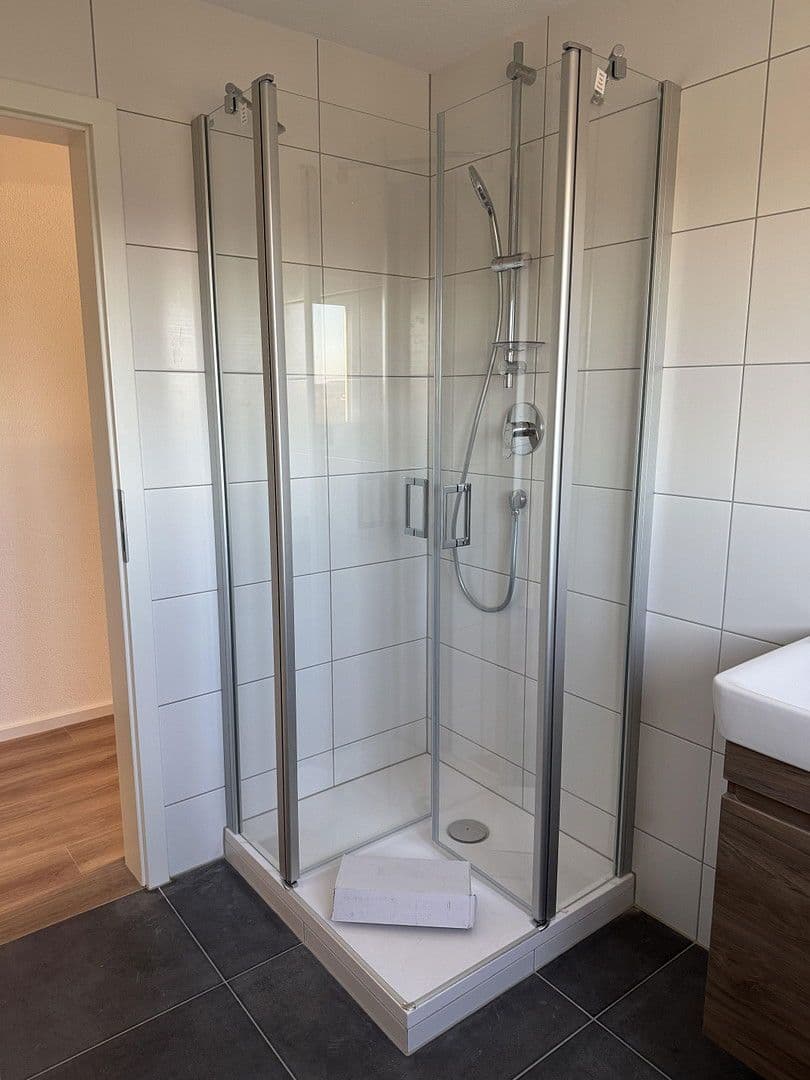 Prenájom bytu 3-izbový 69 m², Schwäbisch Hall, Bádensko-Wurttembersko Prenájom bytu 3-izbový 69 m², Schwäbisch Hall, Bádensko-Wurttembersko