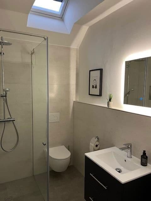 Predaj bytu 4-izbový 170 m², Homburg, Sársko Predaj bytu 4-izbový 170 m², Homburg, Sársko