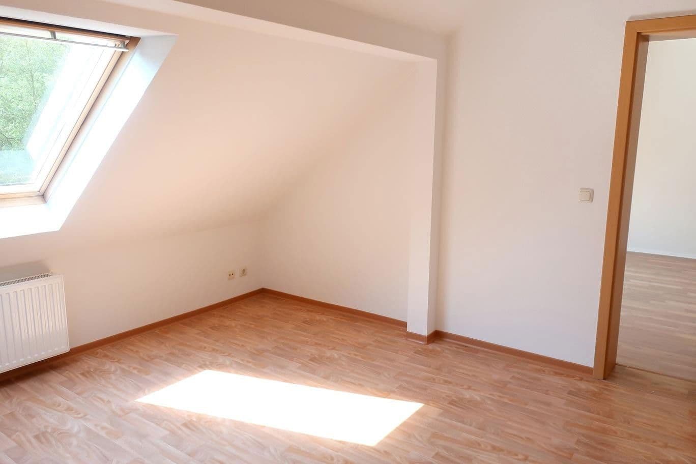 Prenájom bytu 2-izbový 60 m², Grünhain-Beierfeld, Sasko Prenájom bytu 2-izbový 60 m², Grünhain-Beierfeld, Sasko