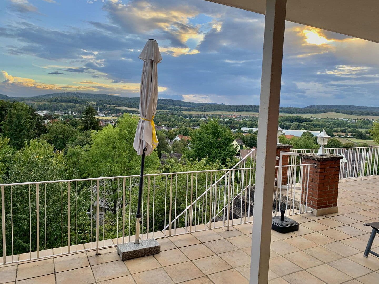 Prenájom bytu 3-izbový 122 m², Alfeld (Leine), Dolné Sasko Prenájom bytu 3-izbový 122 m², Alfeld (Leine), Dolné Sasko