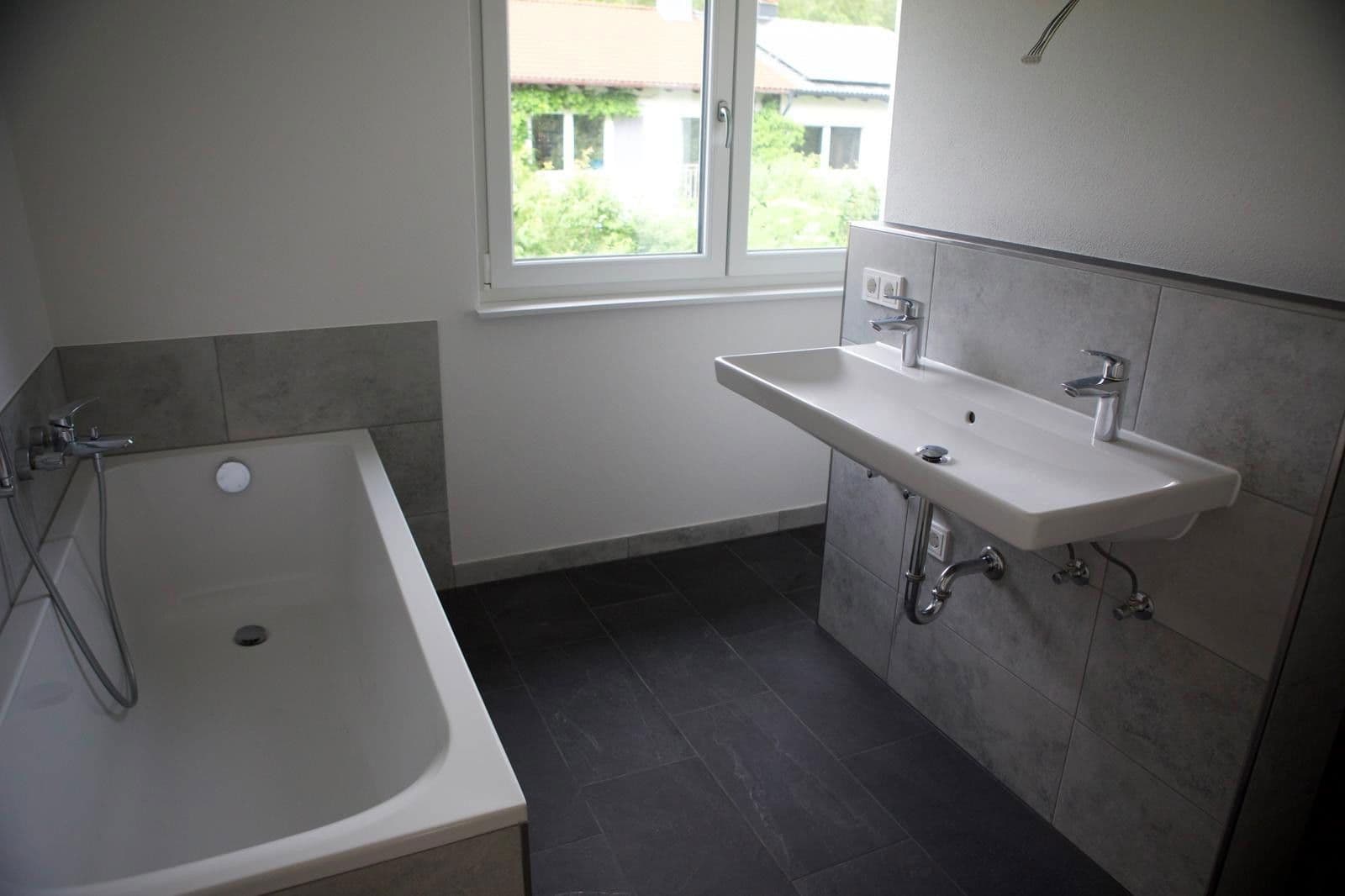 Predaj domu 174 m², pozemek 423 m², Baierbrunn, Bavorsko Predaj domu 174 m², pozemek 423 m², Baierbrunn, Bavorsko