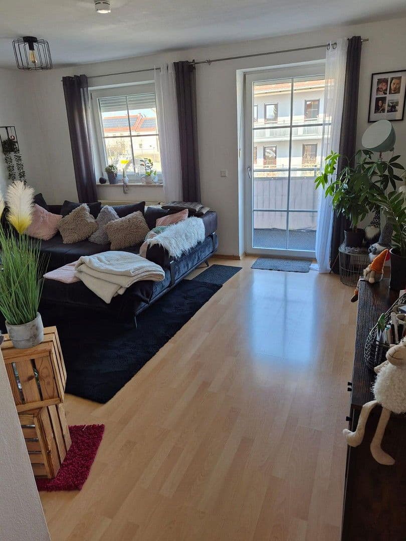 Prenájom bytu 3-izbový 67 m², Hofkirchen, Bavorsko Prenájom bytu 3-izbový 67 m², Hofkirchen, Bavorsko