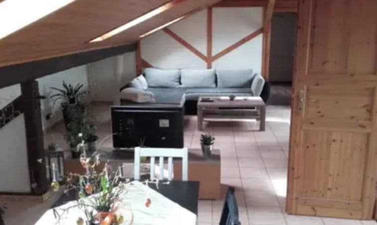 Prenájom bytu 2-izbový 50 m², Kapfenhardterstr. 19, Engelsbrand, Bádensko-Wurttembersko Prenájom bytu 2-izbový 50 m², Kapfenhardterstr. 19, Engelsbrand, Bádensko-Wurttembersko