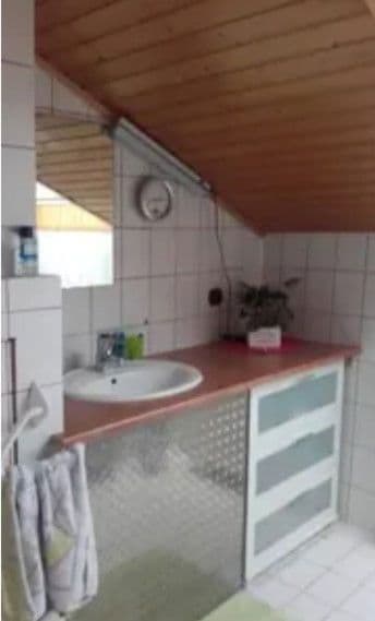 Prenájom bytu 2-izbový 50 m², Kapfenhardterstr. 19, Engelsbrand, Bádensko-Wurttembersko Prenájom bytu 2-izbový 50 m², Kapfenhardterstr. 19, Engelsbrand, Bádensko-Wurttembersko