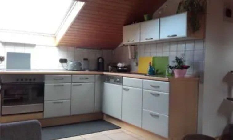 Prenájom bytu 2-izbový 50 m², Kapfenhardterstr. 19, Engelsbrand, Bádensko-Wurttembersko Prenájom bytu 2-izbový 50 m², Kapfenhardterstr. 19, Engelsbrand, Bádensko-Wurttembersko