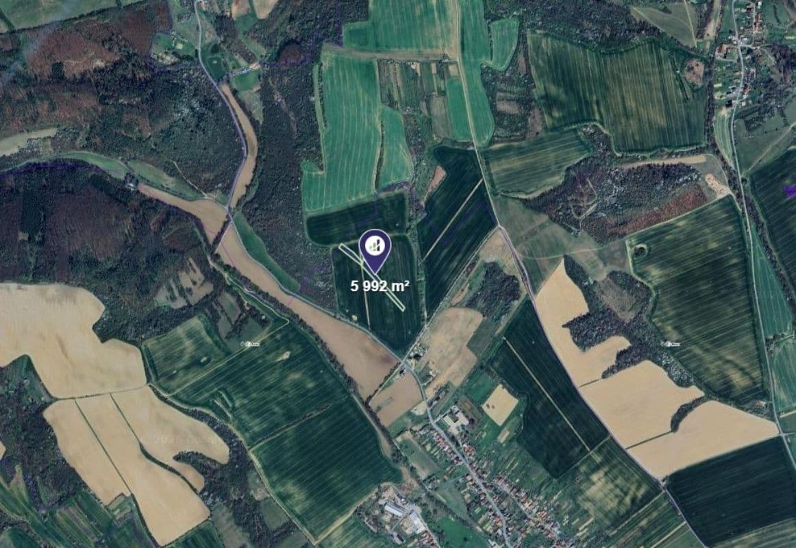 Predaj pozemku 2.996 m², Traplice, Zlínský kraj Predaj pozemku 2.996 m², Traplice, Zlínský kraj