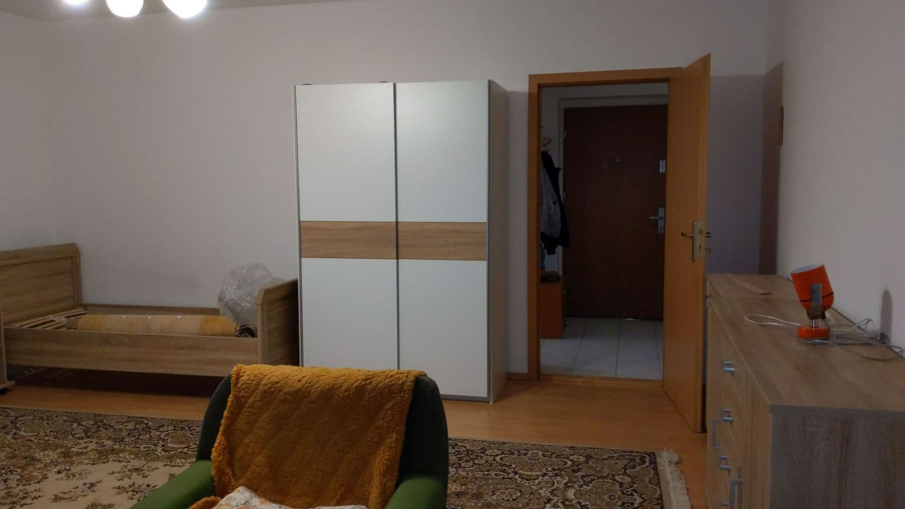 Prenájom bytu 1-izbový 59 m², Jeronýmova, Kolín, Středočeský kraj Prenájom bytu 1-izbový 59 m², Jeronýmova, Kolín, Středočeský kraj