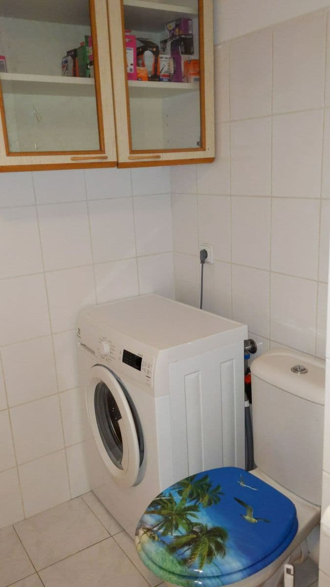 Prenájom bytu 1-izbový 59 m², Jeronýmova, Kolín, Středočeský kraj Prenájom bytu 1-izbový 59 m², Jeronýmova, Kolín, Středočeský kraj