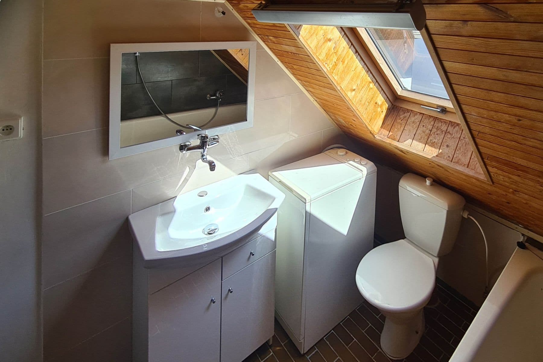 Prenájom bytu 1-izbový 65 m², Pražská, Stříbrná Skalice, Středočeský kraj Prenájom bytu 1-izbový 65 m², Pražská, Stříbrná Skalice, Středočeský kraj