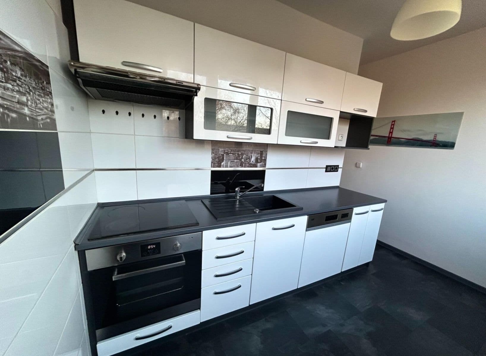 Predaj bytu 2-izbový 56 m², Mánesova, Ostrava, Moravskoslezský kraj Predaj bytu 2-izbový 56 m², Mánesova, Ostrava, Moravskoslezský kraj