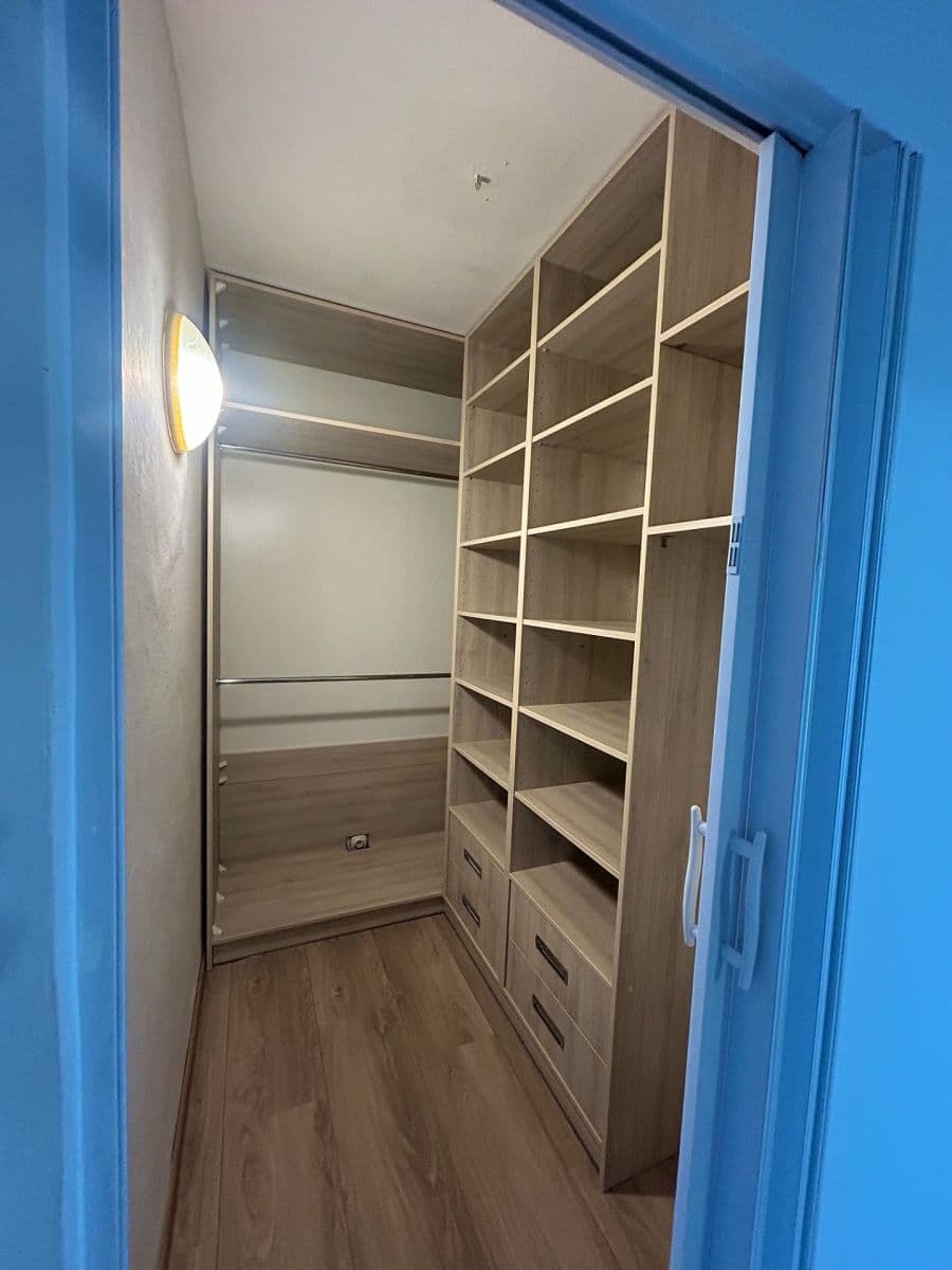 Predaj bytu 2-izbový 56 m², Mánesova, Ostrava, Moravskoslezský kraj Predaj bytu 2-izbový 56 m², Mánesova, Ostrava, Moravskoslezský kraj