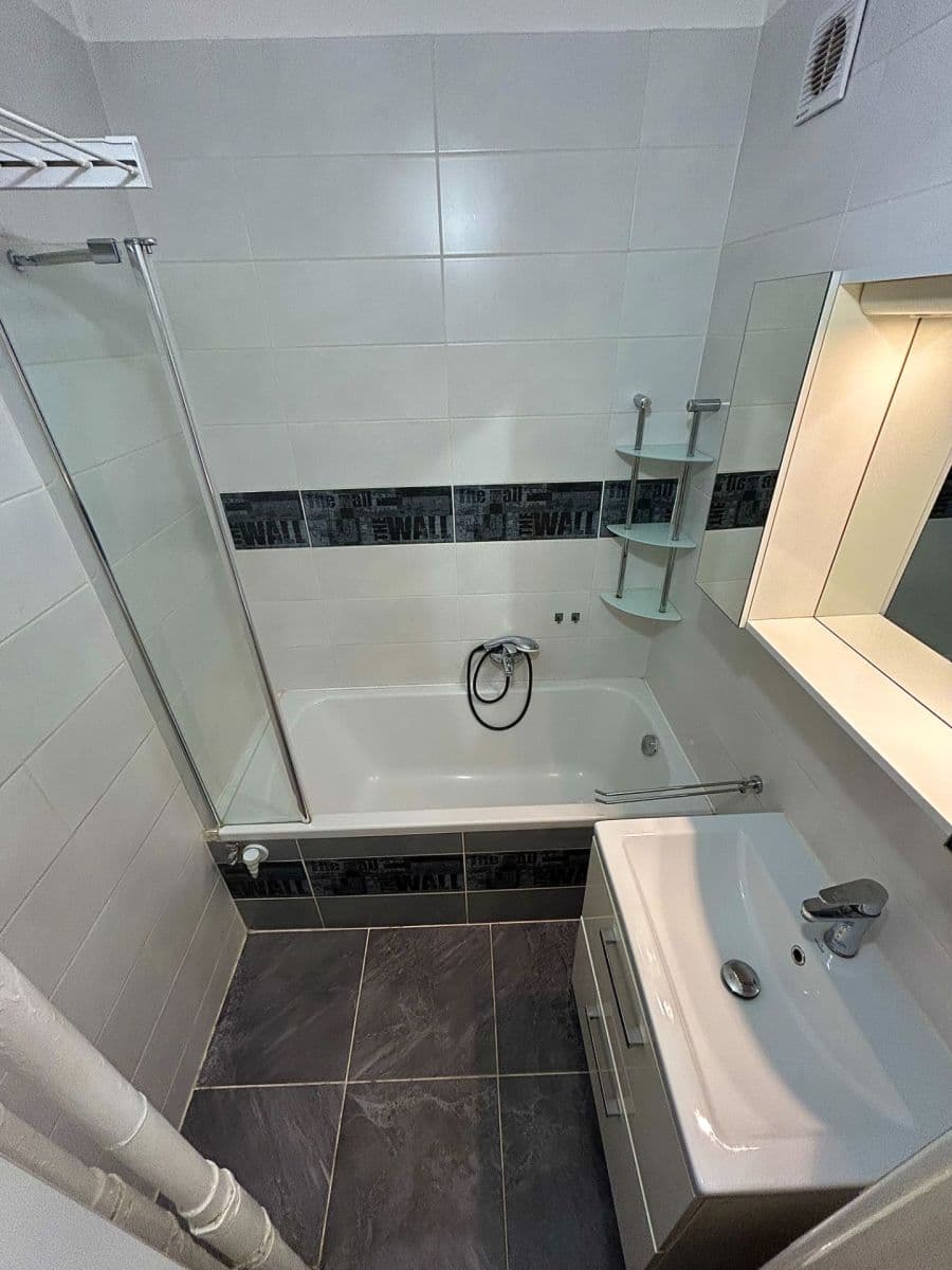 Predaj bytu 2-izbový 56 m², Mánesova, Ostrava, Moravskoslezský kraj Predaj bytu 2-izbový 56 m², Mánesova, Ostrava, Moravskoslezský kraj