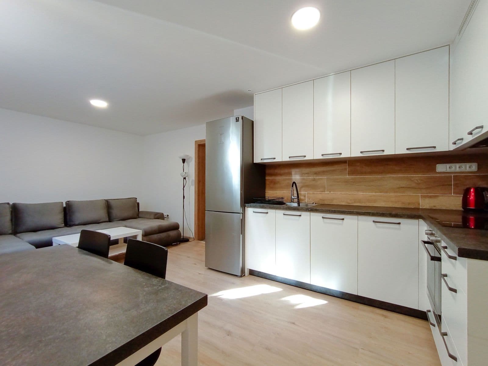 Prenájom bytu 2-izbový 44 m², Rovná, Brno, Jihomoravský kraj Prenájom bytu 2-izbový 44 m², Rovná, Brno, Jihomoravský kraj