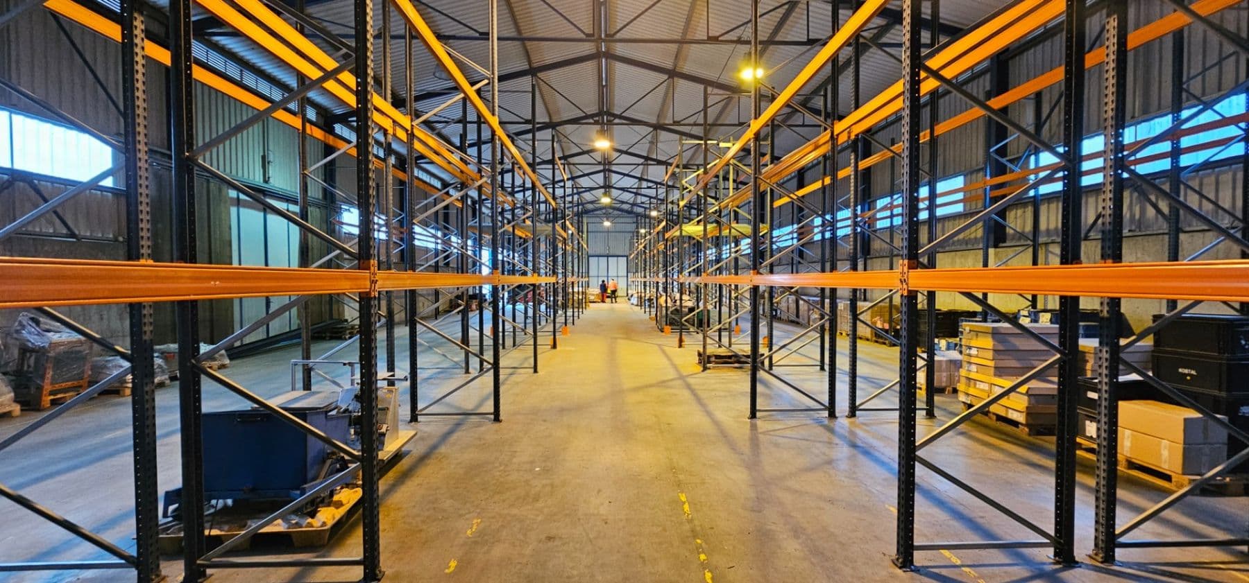 Prenájom nebytového priestoru 991 m², Zdice, Středočeský kraj Prenájom nebytového priestoru 991 m², Zdice, Středočeský kraj