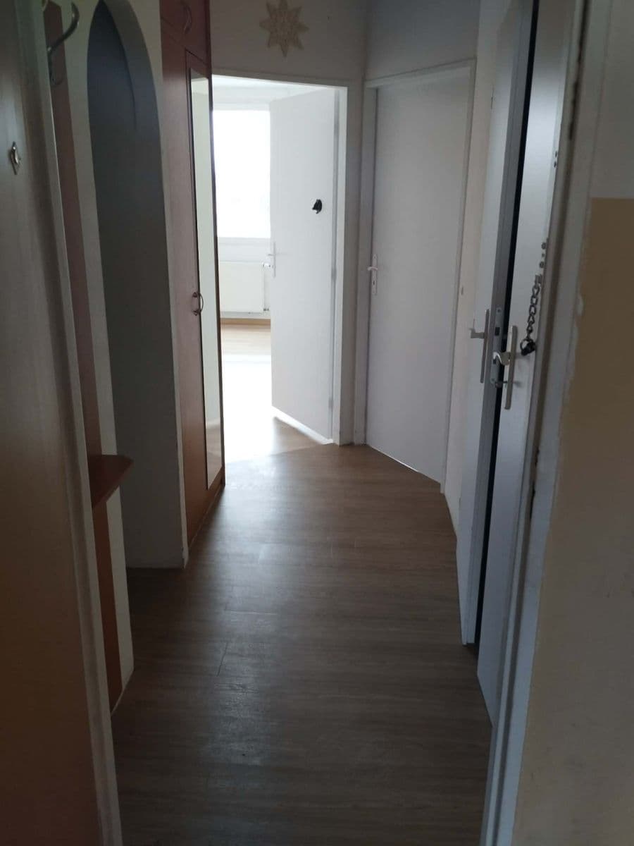 Prenájom bytu 2-izbový 40 m², Krakovská, Kralupy nad Vltavou, Středočeský kraj Prenájom bytu 2-izbový 40 m², Krakovská, Kralupy nad Vltavou, Středočeský kraj