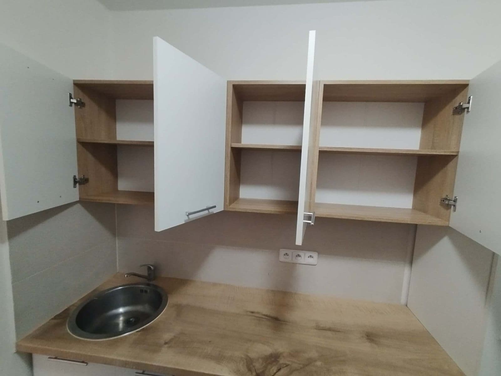 Prenájom bytu 2-izbový 40 m², Krakovská, Kralupy nad Vltavou, Středočeský kraj Prenájom bytu 2-izbový 40 m², Krakovská, Kralupy nad Vltavou, Středočeský kraj