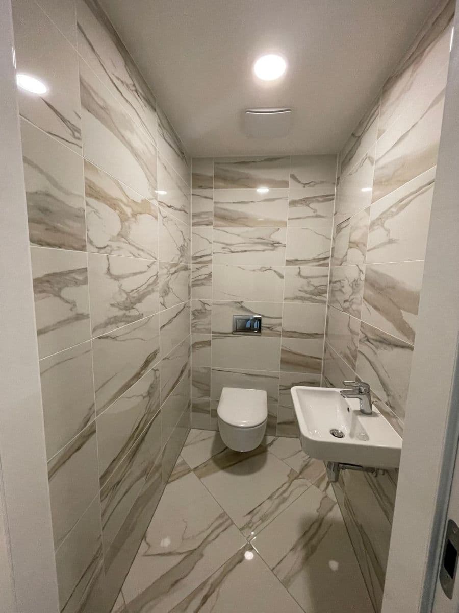 Predaj bytu 3-izbový 84 m², Vojenova, Praha, Praha Predaj bytu 3-izbový 84 m², Vojenova, Praha, Praha