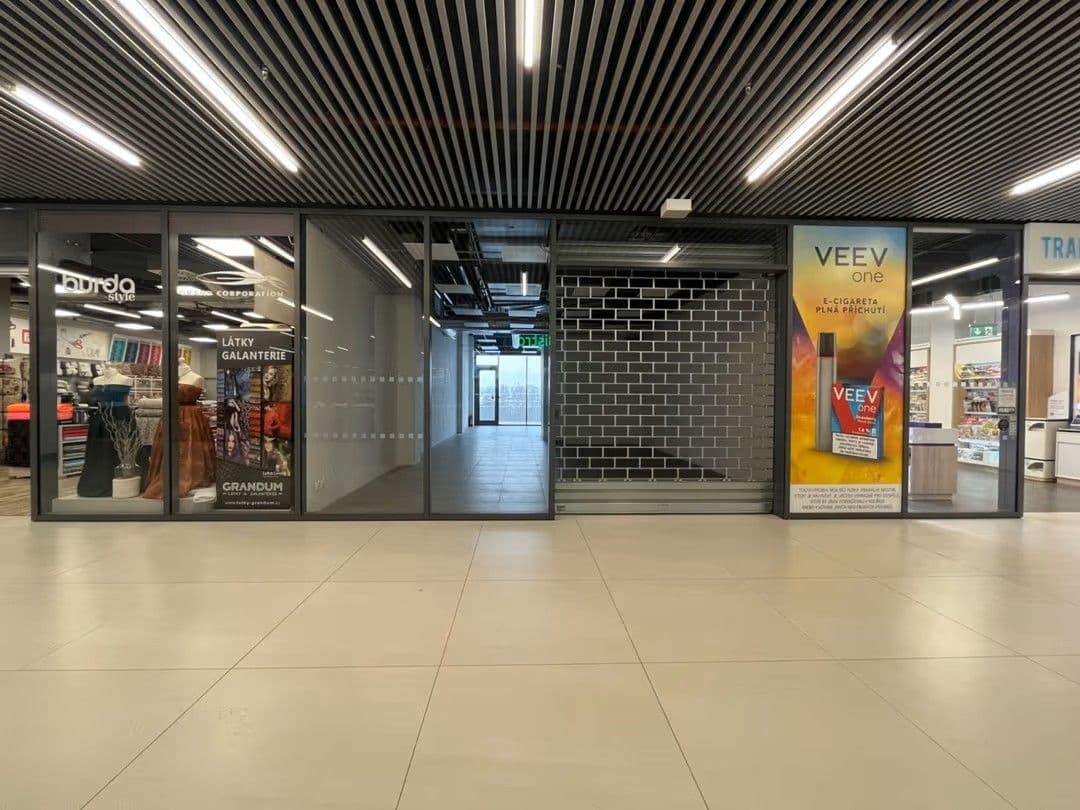 Prenájom nebytového priestoru 83 m², Mukařovského, Praha, Praha Prenájom nebytového priestoru 83 m², Mukařovského, Praha, Praha