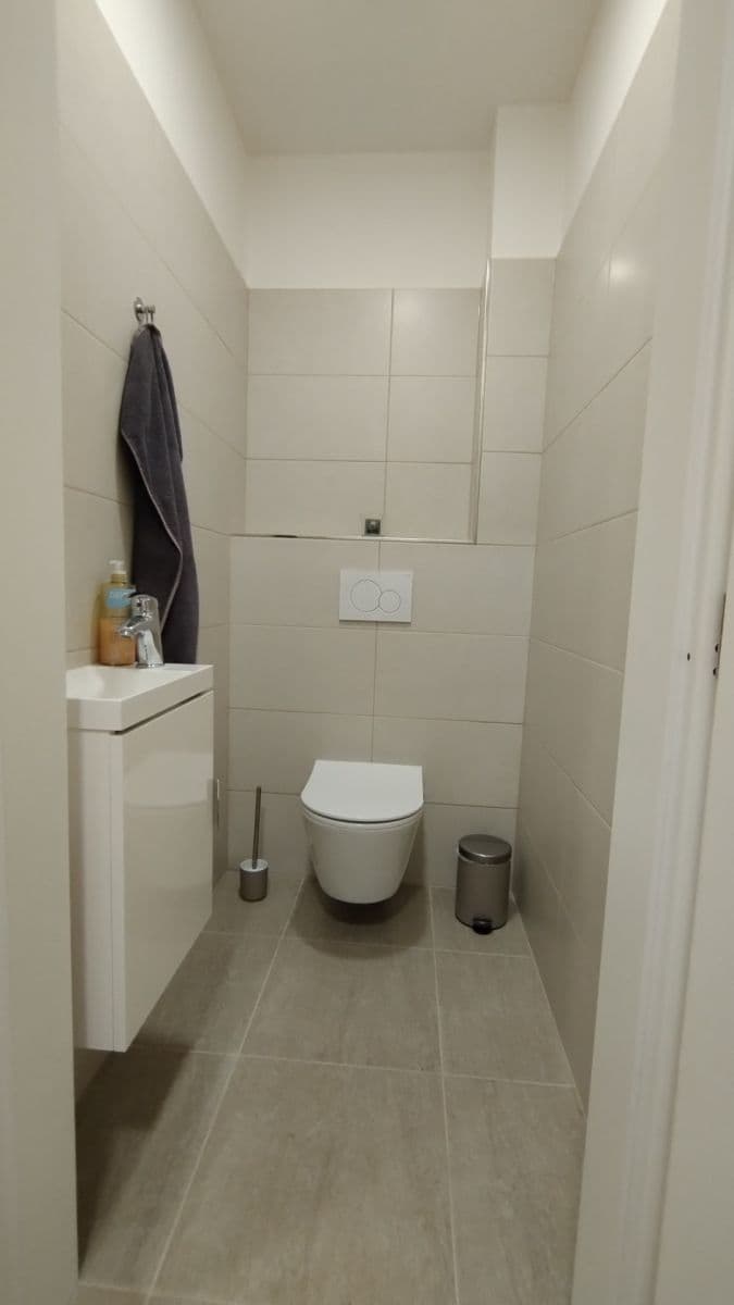 Predaj bytu 3-izbový 110 m², Palackého náměstí, Vlašim, Středočeský kraj Predaj bytu 3-izbový 110 m², Palackého náměstí, Vlašim, Středočeský kraj