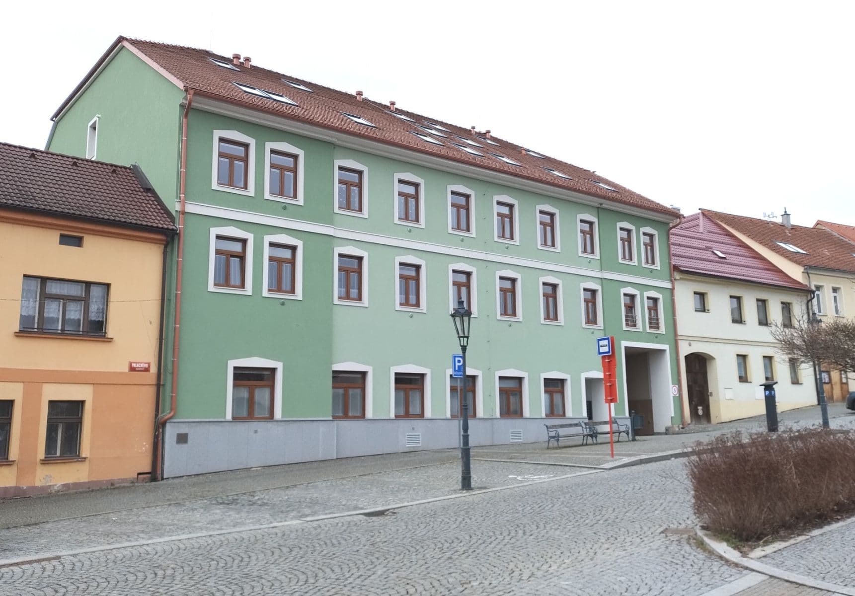 Predaj bytu 3-izbový 110 m², Palackého náměstí, Vlašim, Středočeský kraj Predaj bytu 3-izbový 110 m², Palackého náměstí, Vlašim, Středočeský kraj