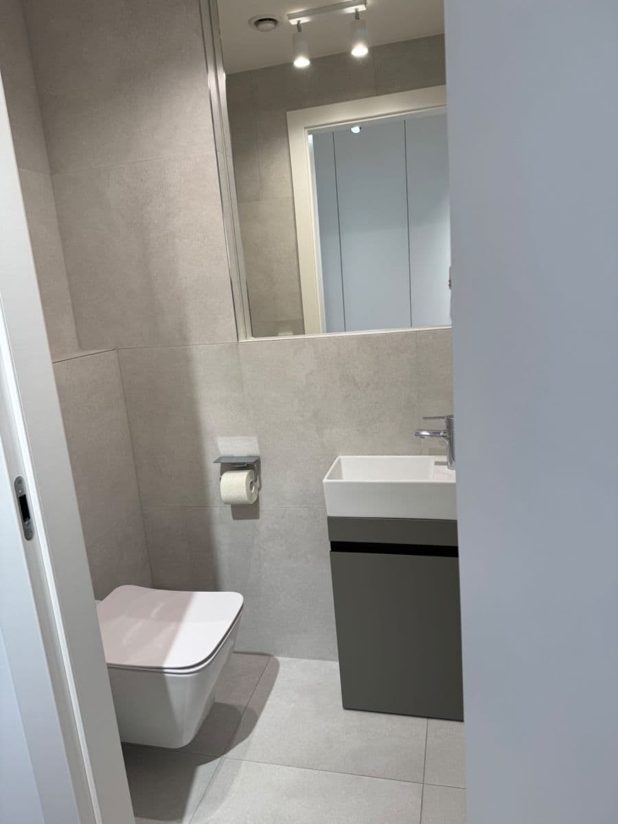 Predaj bytu 3-izbový 88 m², Hodonínská, Praha, Praha Predaj bytu 3-izbový 88 m², Hodonínská, Praha, Praha