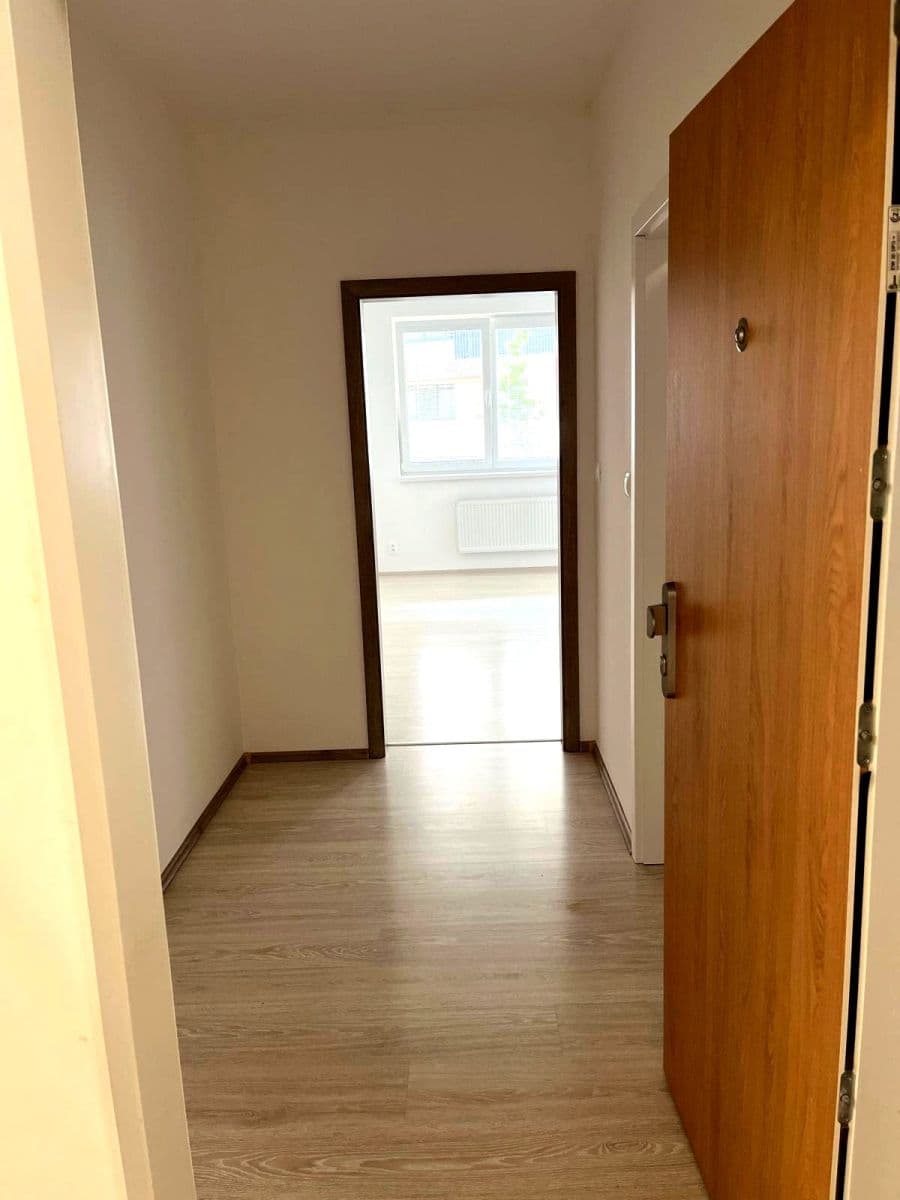 Predaj bytu 1-izbový 27 m², Edvarda Beneše, Olomouc, Olomoucký kraj Predaj bytu 1-izbový 27 m², Edvarda Beneše, Olomouc, Olomoucký kraj
