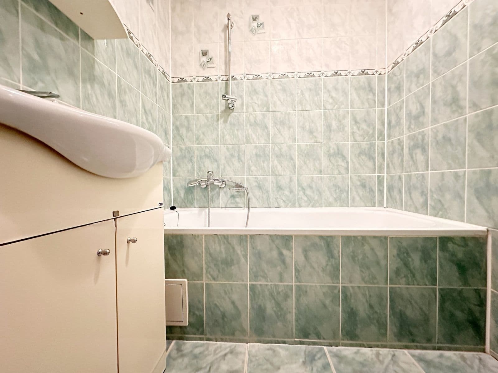 Prenájom bytu 2-izbový 54 m², Kafkova, Praha, Praha Prenájom bytu 2-izbový 54 m², Kafkova, Praha, Praha