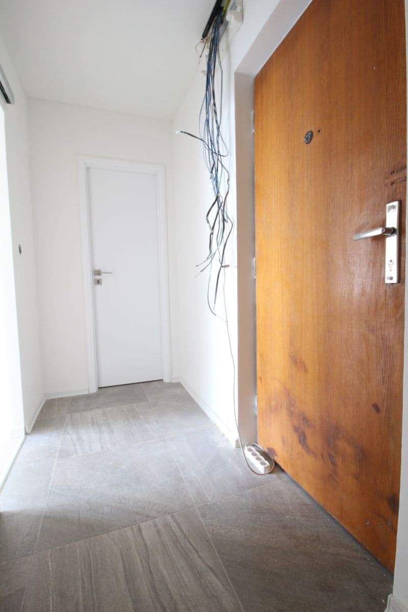 Prenájom bytu 2-izbový 40 m², Havířovská, Praha, Praha Prenájom bytu 2-izbový 40 m², Havířovská, Praha, Praha