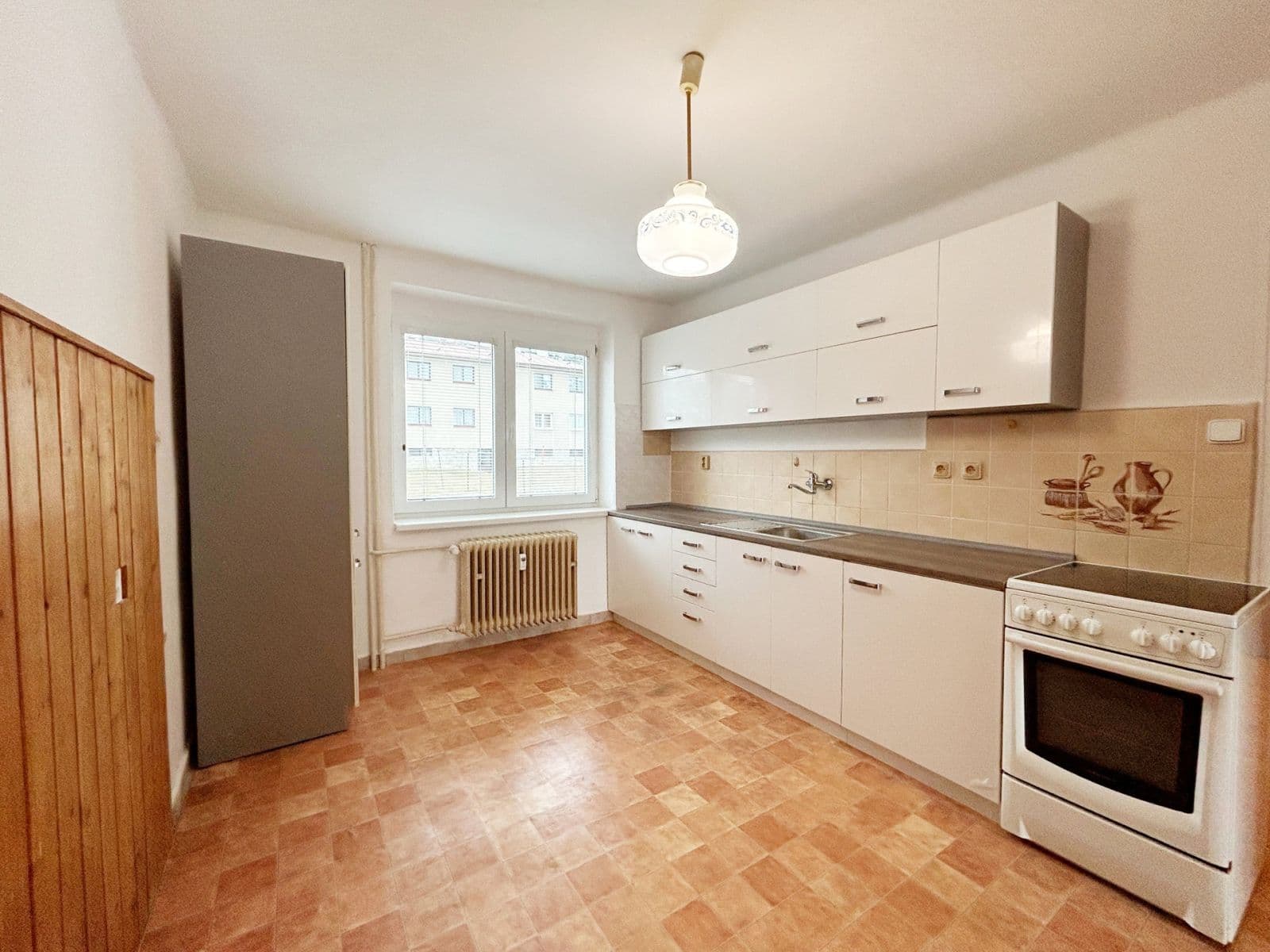 Prenájom bytu 2-izbový 45 m², 9. května, Týnec nad Sázavou, Středočeský kraj Prenájom bytu 2-izbový 45 m², 9. května, Týnec nad Sázavou, Středočeský kraj