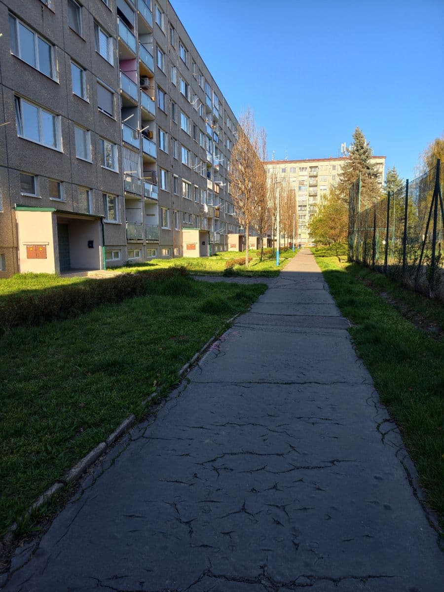 Predaj bytu 2-izbový 44 m², Na Valtické, Břeclav, Jihomoravský kraj Predaj bytu 2-izbový 44 m², Na Valtické, Břeclav, Jihomoravský kraj