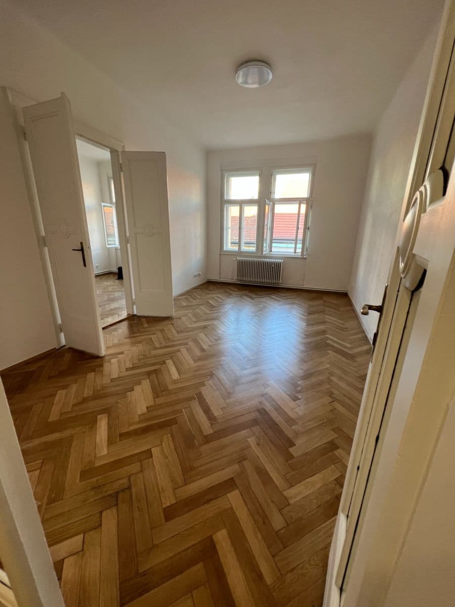 Predaj bytu 3-izbový 80 m², Růžová, Praha, Praha Predaj bytu 3-izbový 80 m², Růžová, Praha, Praha