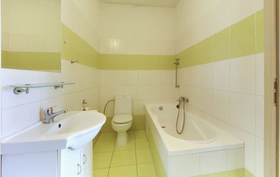 Prenájom bytu 1-izbový 56 m², Tovární, Plzeň, Plzeňský kraj Prenájom bytu 1-izbový 56 m², Tovární, Plzeň, Plzeňský kraj