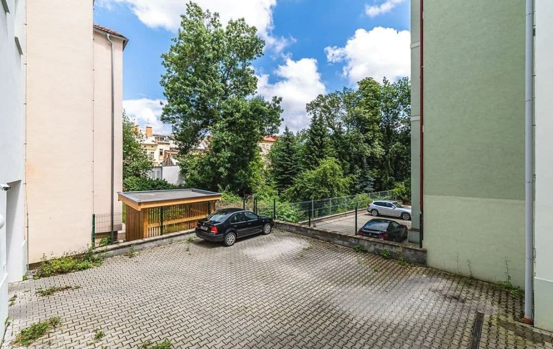 Prenájom bytu 1-izbový 56 m², Tovární, Plzeň, Plzeňský kraj Prenájom bytu 1-izbový 56 m², Tovární, Plzeň, Plzeňský kraj