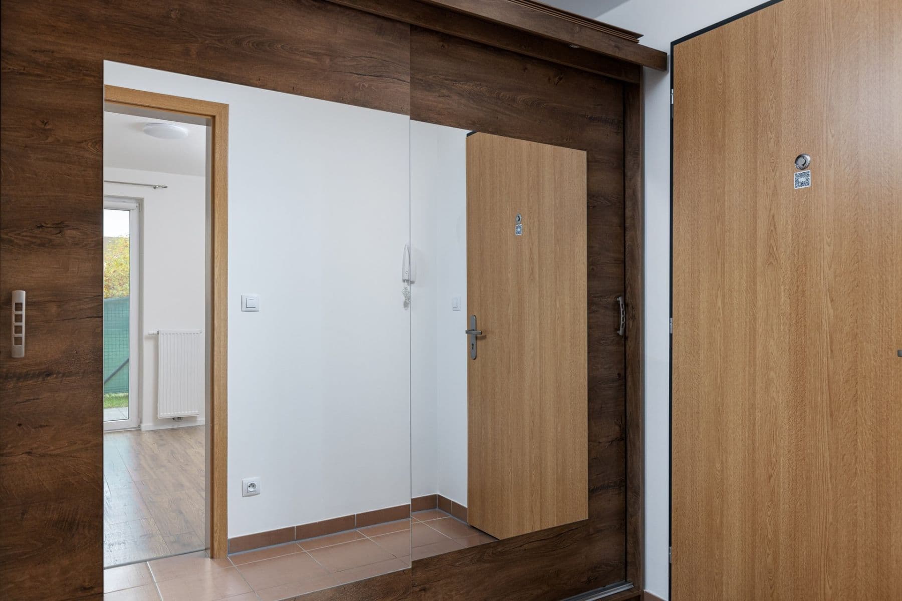 Prenájom bytu 2-izbový 34 m², Nepomuckých, Praha, Praha Prenájom bytu 2-izbový 34 m², Nepomuckých, Praha, Praha