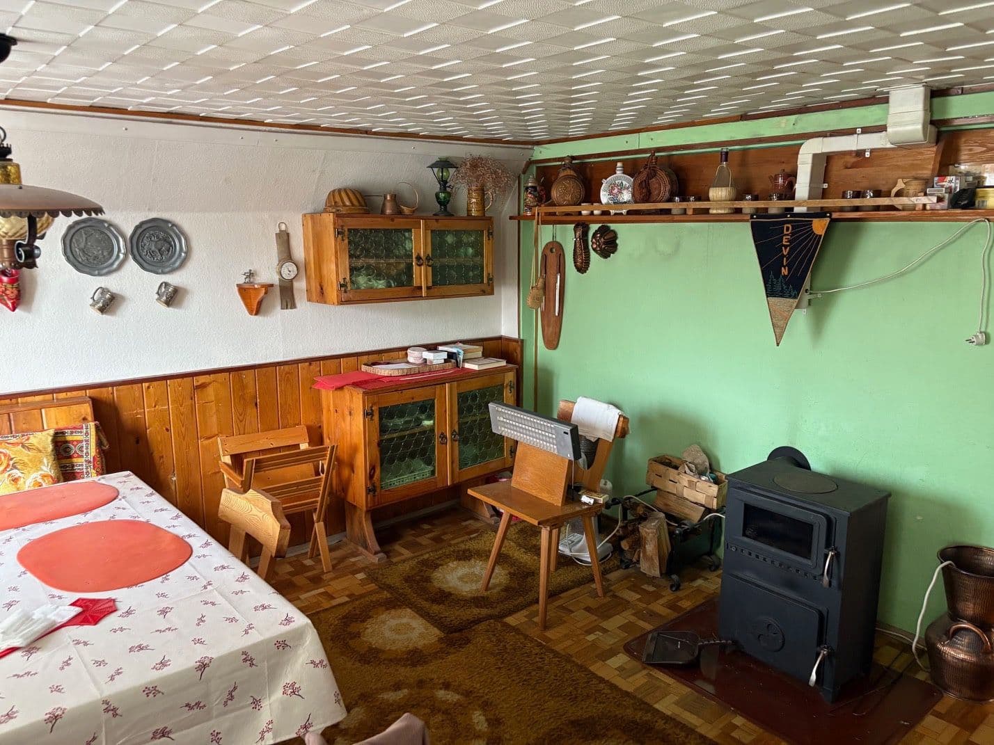 Predaj rekreačného objektu 66 m², pozemek 443 m², Týnec nad Sázavou, Středočeský kraj Predaj rekreačného objektu 66 m², pozemek 443 m², Týnec nad Sázavou, Středočeský kraj