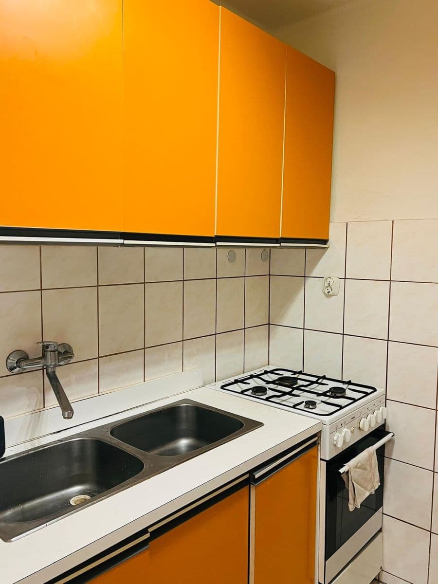 Prenájom domu 76 m², pozemek 25 m², Čejkova, Brno, Jihomoravský kraj Prenájom domu 76 m², pozemek 25 m², Čejkova, Brno, Jihomoravský kraj