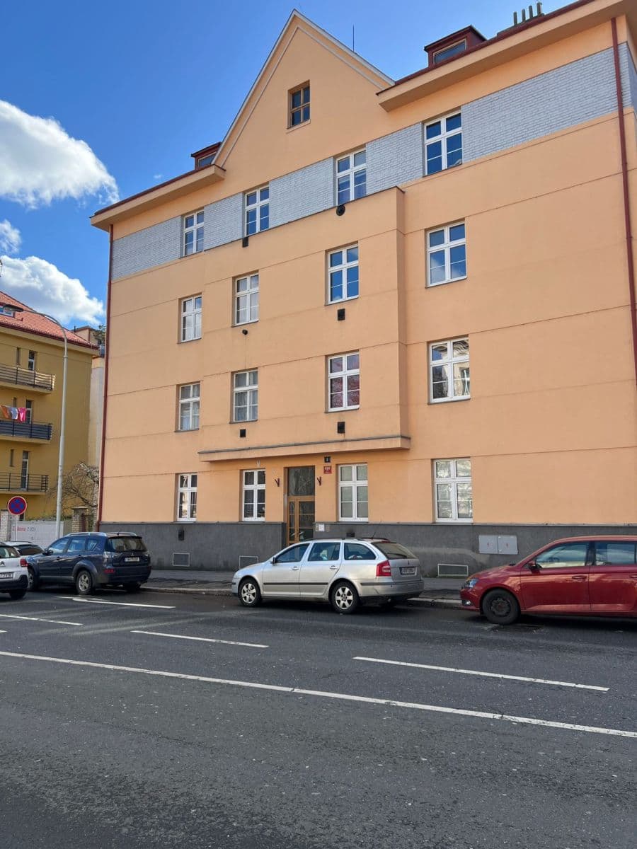 Prenájom bytu 2-izbový 53 m², Lounských, Praha, Praha Prenájom bytu 2-izbový 53 m², Lounských, Praha, Praha