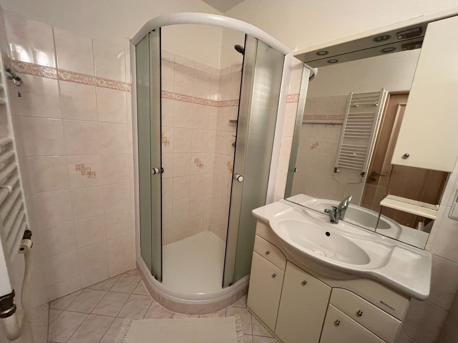 Prenájom bytu 2-izbový 60 m², Loučná nad Desnou, Olomoucký kraj Prenájom bytu 2-izbový 60 m², Loučná nad Desnou, Olomoucký kraj