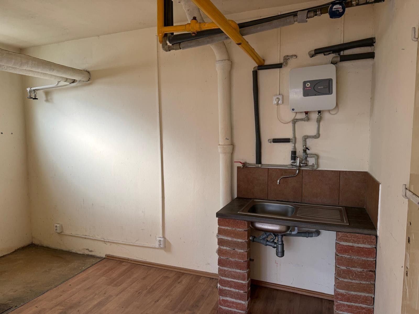 Prenájom nebytového priestoru 29 m², Havlínova, Praha, Praha Prenájom nebytového priestoru 29 m², Havlínova, Praha, Praha