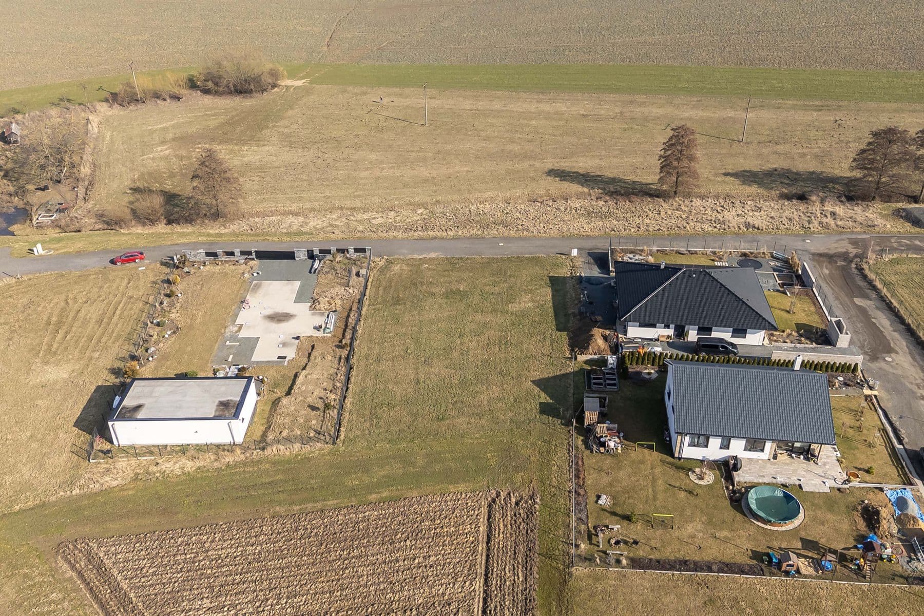 Predaj pozemku 1.319 m², Dolní Kralovice, Středočeský kraj Predaj pozemku 1.319 m², Dolní Kralovice, Středočeský kraj