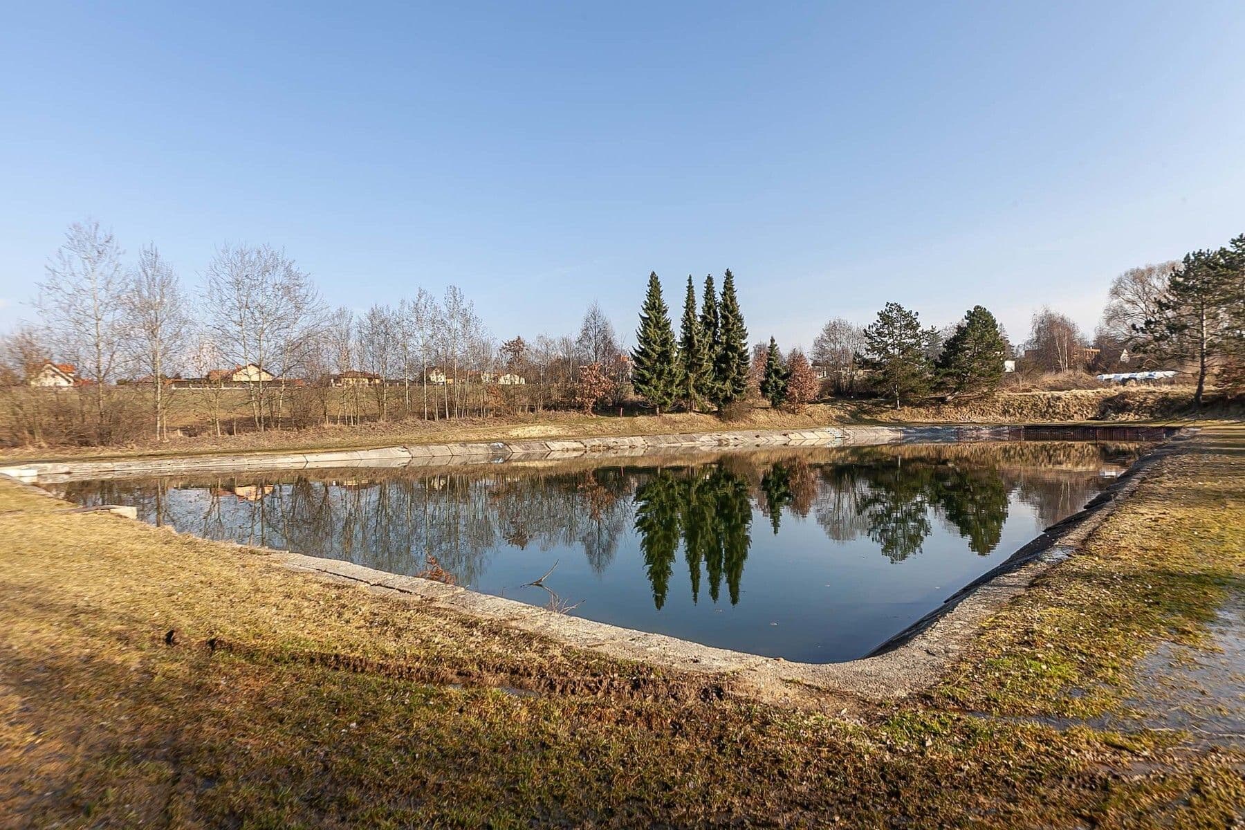 Predaj pozemku 1.319 m², Dolní Kralovice, Středočeský kraj Predaj pozemku 1.319 m², Dolní Kralovice, Středočeský kraj