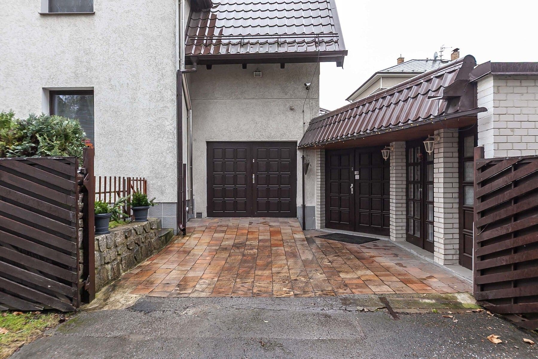 Predaj nebytového priestoru 300 m², Kozinova, Říčany, Středočeský kraj Predaj nebytového priestoru 300 m², Kozinova, Říčany, Středočeský kraj