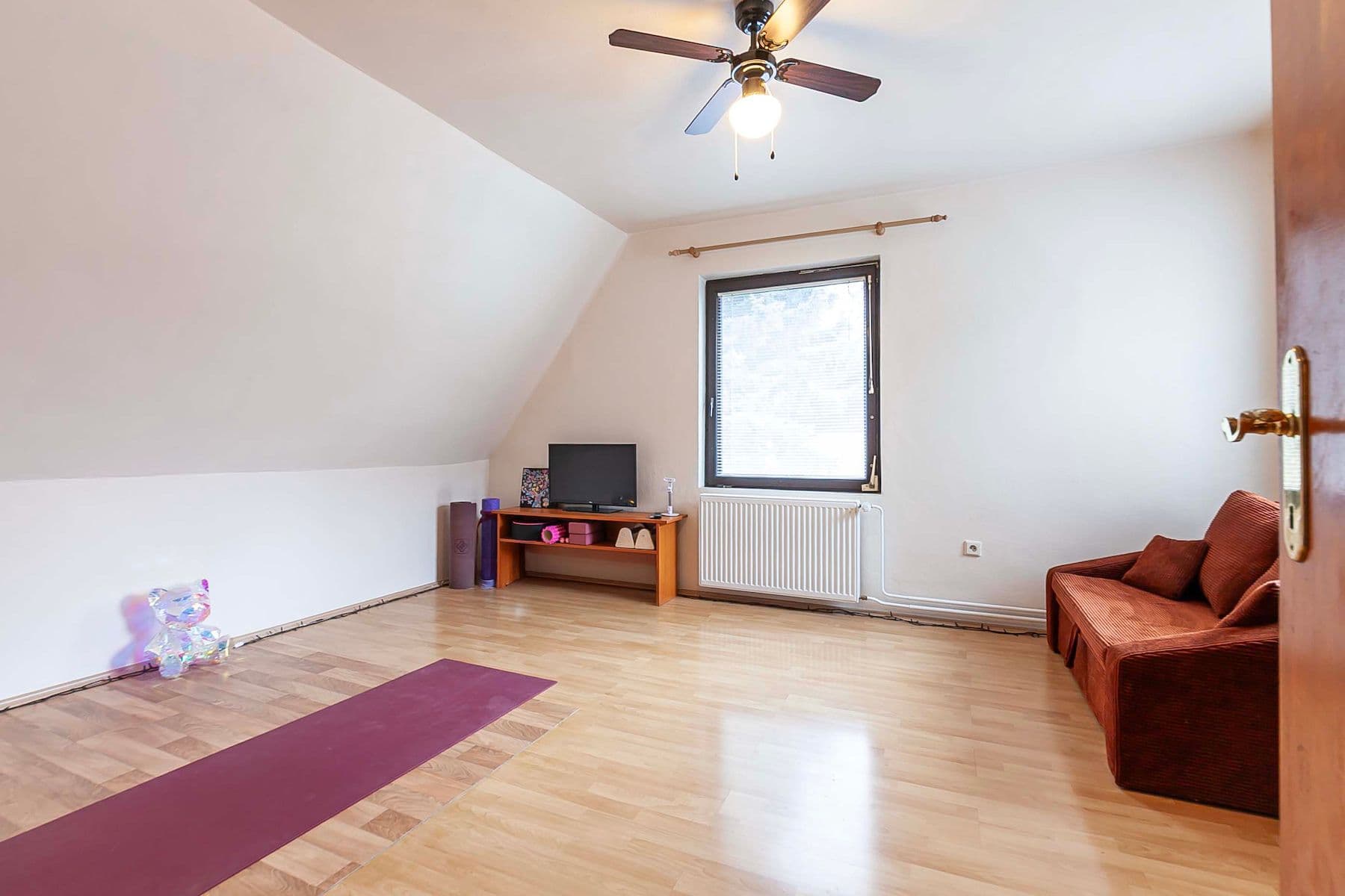 Predaj nebytového priestoru 300 m², Kozinova, Říčany, Středočeský kraj Predaj nebytového priestoru 300 m², Kozinova, Říčany, Středočeský kraj