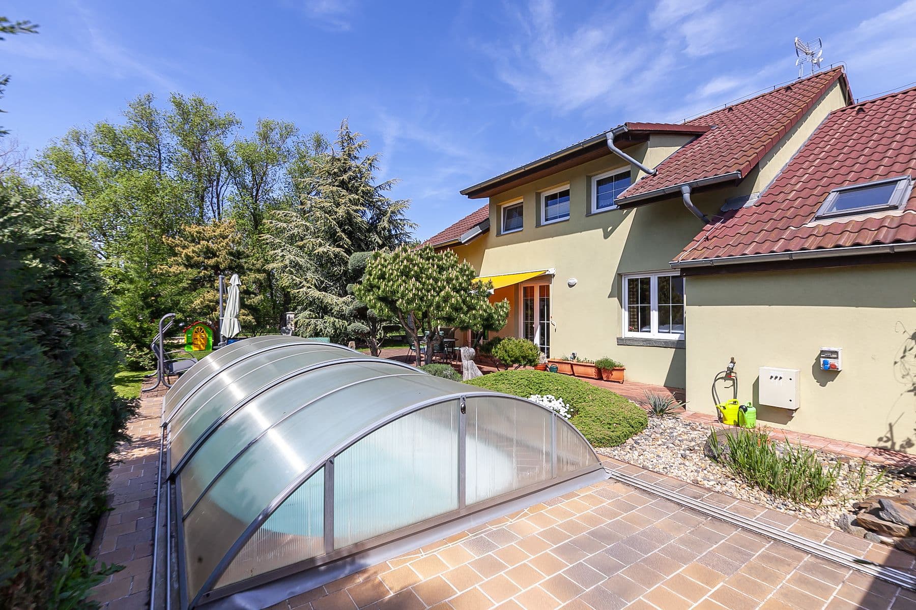 Predaj domu 270 m², pozemek 598 m², K Remízku, Vestec, Středočeský kraj Predaj domu 270 m², pozemek 598 m², K Remízku, Vestec, Středočeský kraj