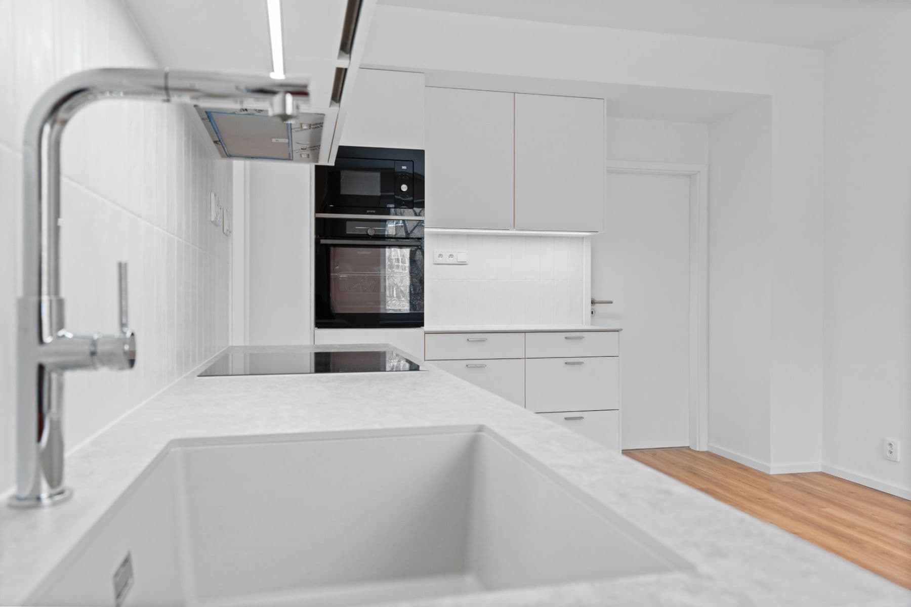 Predaj bytu 3-izbový 52 m², Pod Lipami, Praha, Praha Predaj bytu 3-izbový 52 m², Pod Lipami, Praha, Praha