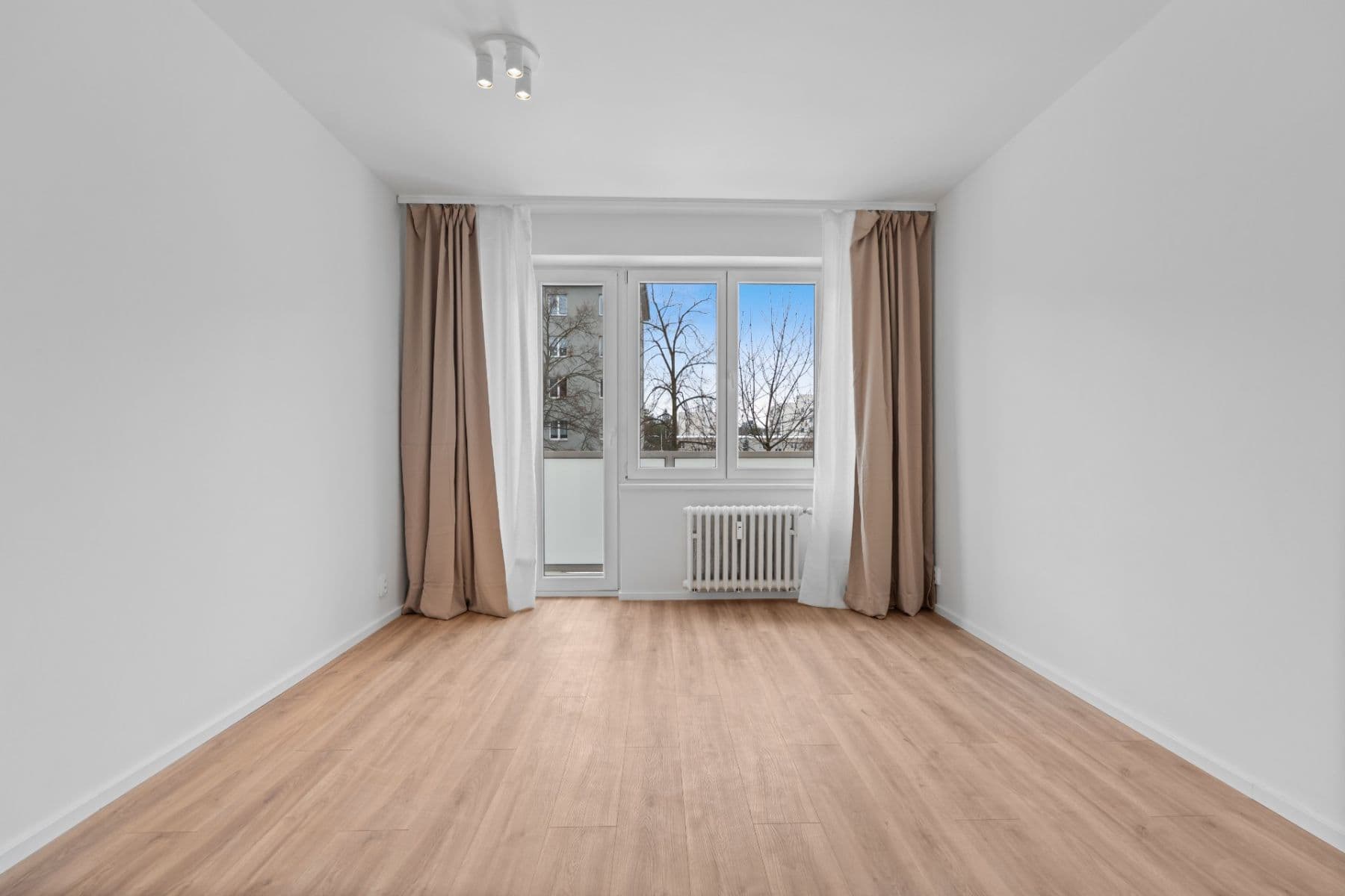 Predaj bytu 3-izbový 52 m², Pod Lipami, Praha, Praha Predaj bytu 3-izbový 52 m², Pod Lipami, Praha, Praha