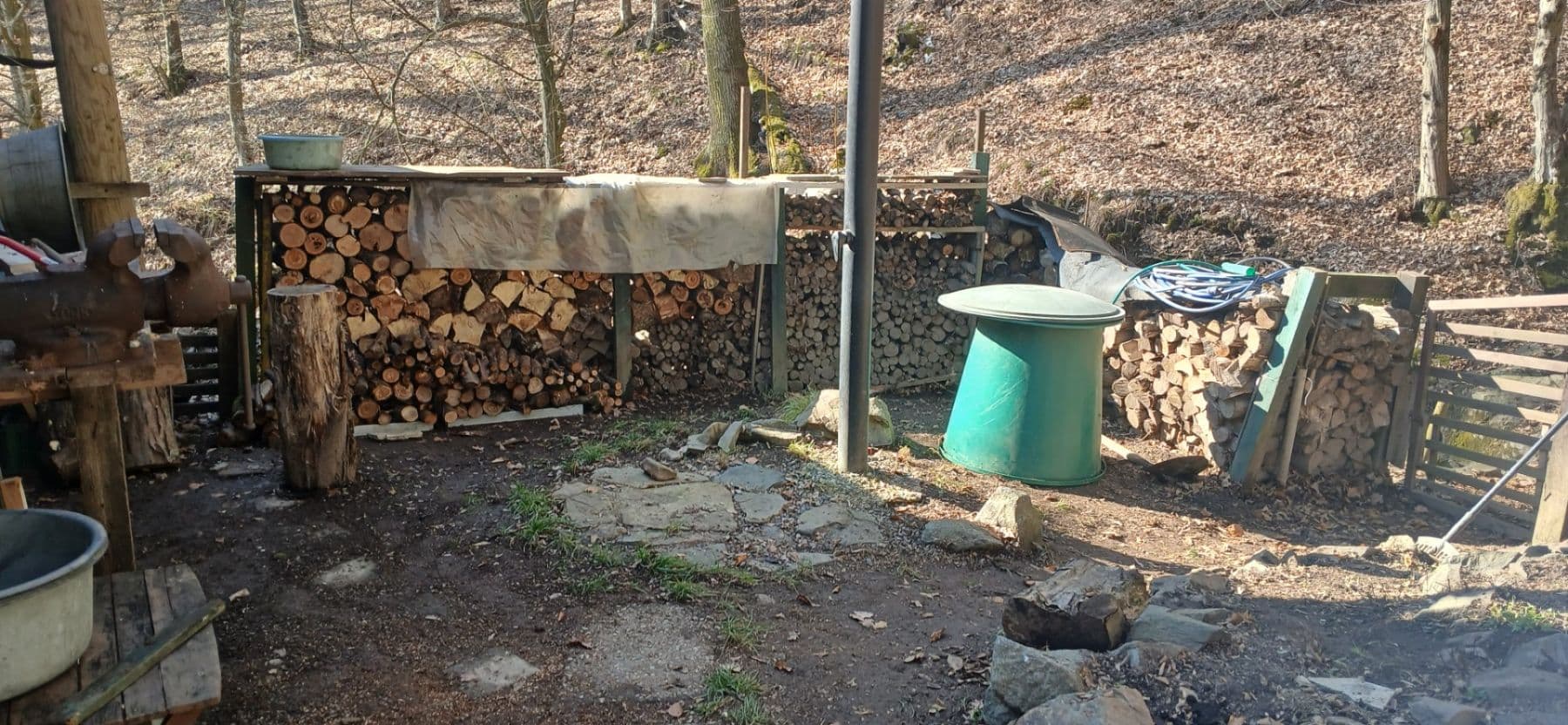 Predaj rekreačného objektu 42 m², pozemek 42 m², Obec, Kaliště, Středočeský kraj Predaj rekreačného objektu 42 m², pozemek 42 m², Obec, Kaliště, Středočeský kraj