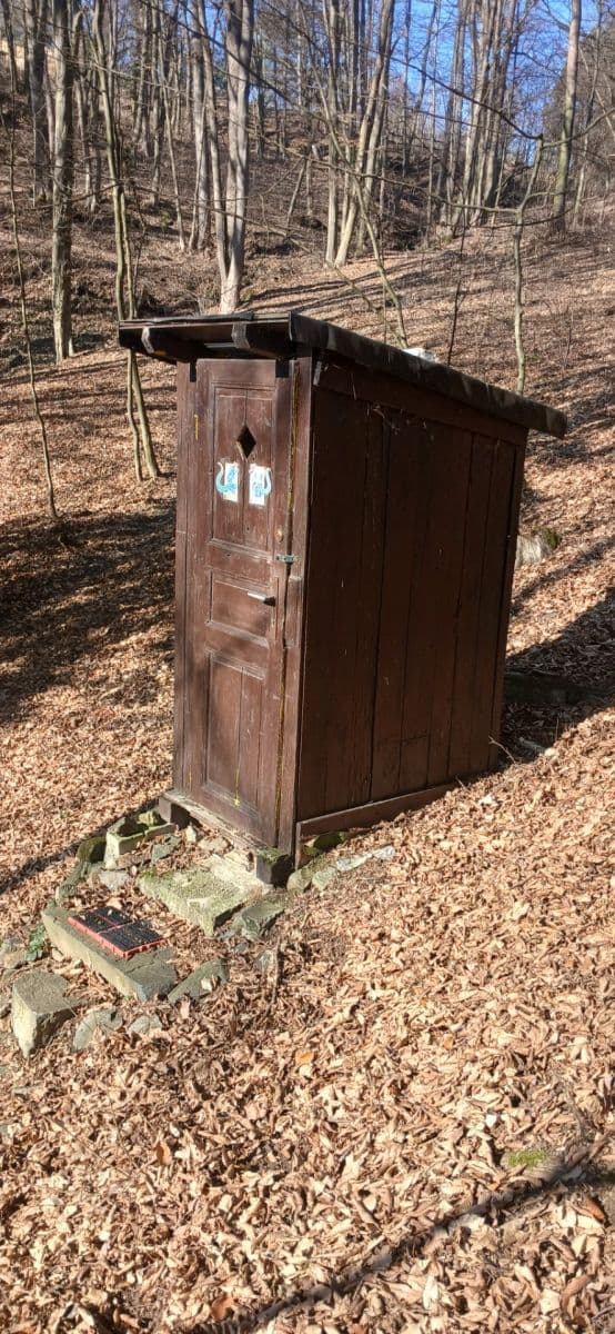 Predaj rekreačného objektu 42 m², pozemek 42 m², Obec, Kaliště, Středočeský kraj Predaj rekreačného objektu 42 m², pozemek 42 m², Obec, Kaliště, Středočeský kraj