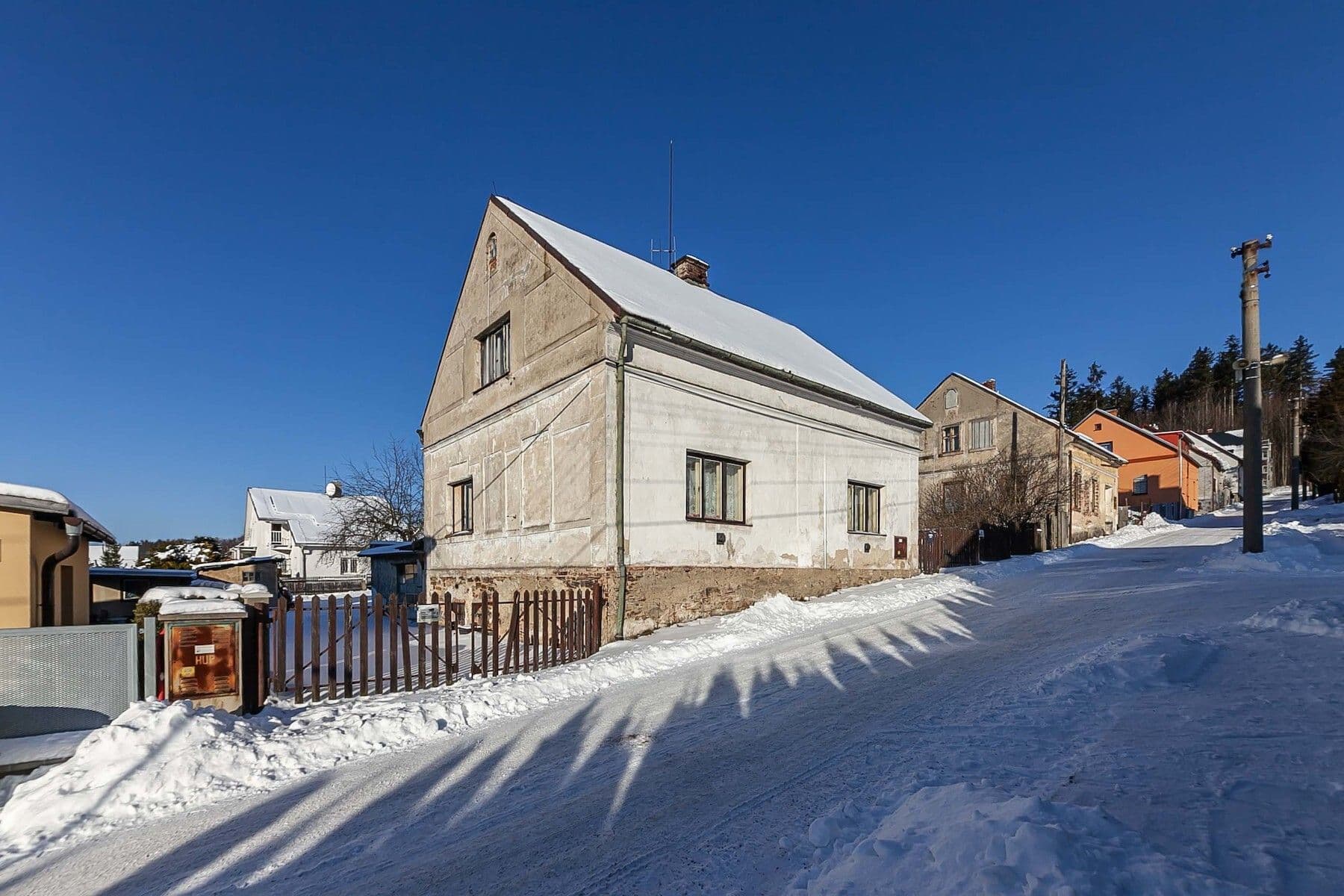 Predaj domu 195 m², pozemek 1.223 m², Sadová, Nové Město pod Smrkem, Liberecký kraj Predaj domu 195 m², pozemek 1.223 m², Sadová, Nové Město pod Smrkem, Liberecký kraj