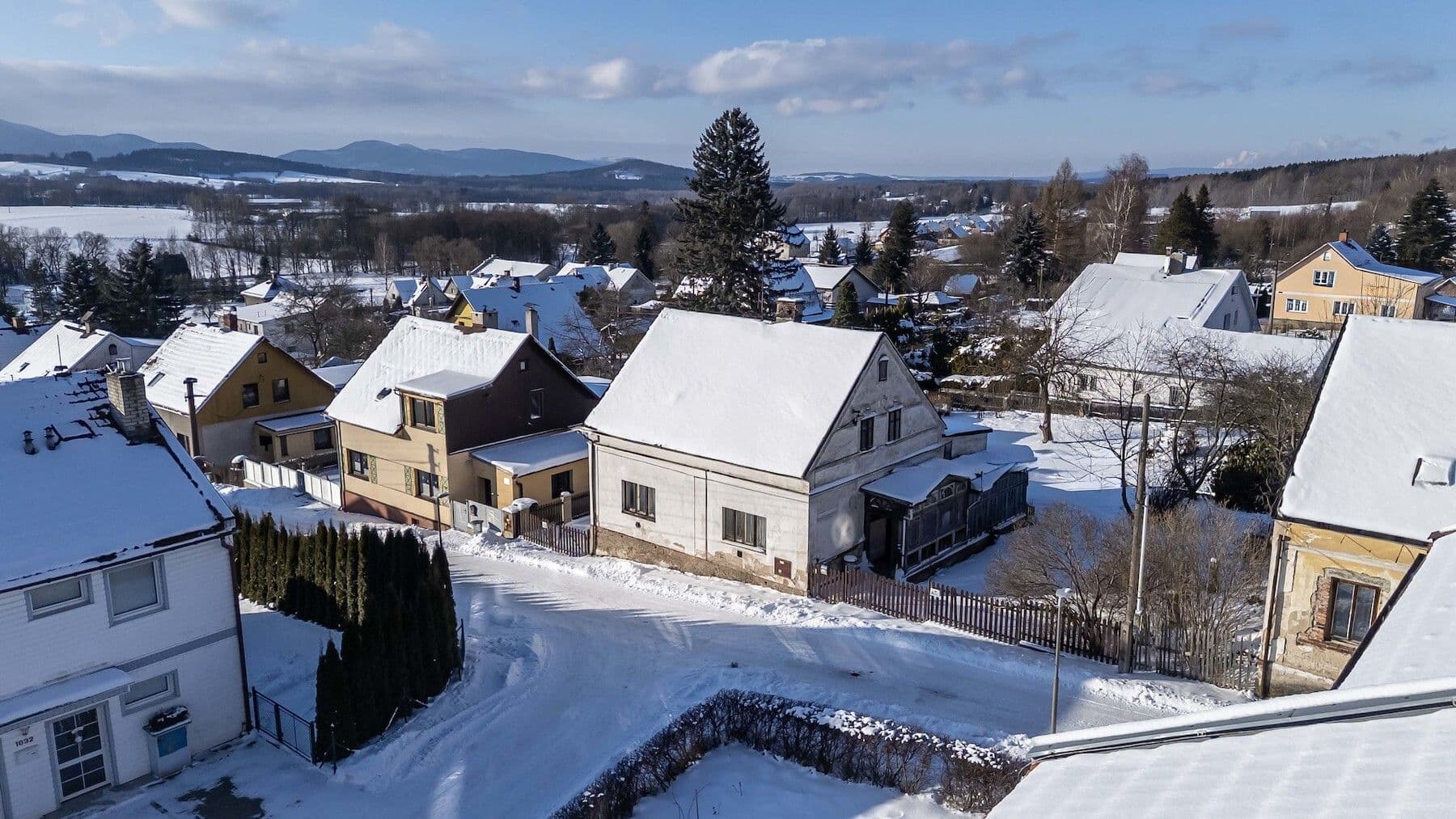 Predaj domu 195 m², pozemek 1.223 m², Sadová, Nové Město pod Smrkem, Liberecký kraj Predaj domu 195 m², pozemek 1.223 m², Sadová, Nové Město pod Smrkem, Liberecký kraj